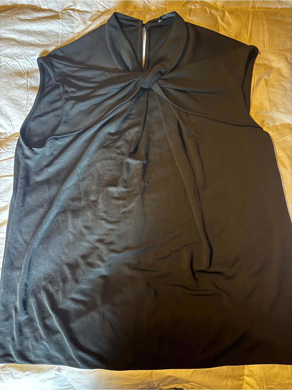 MM.LaFleur Black Twisted Draped Front Sleeveless Top Size XL